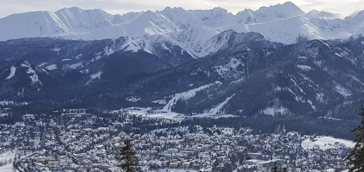 Dzi rusza P w skokach. Zakopane cae niegiem zasypane - zobacz zdjcia