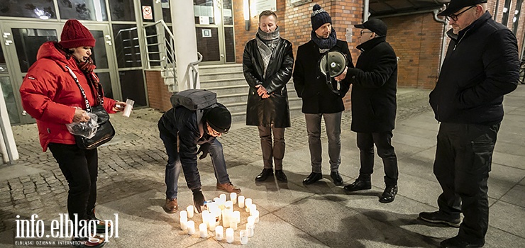 Elblanie upamitnili Pawa Adamowicza. Trzecia rocznica tragicznej mierciprezydenta Gdaska