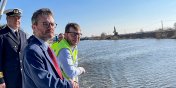 Minister Grzegorz Witkowski odwiedzi plac budowy II etapu drogi wodnej czcej Zalew Wilany z Zatok Gdask 