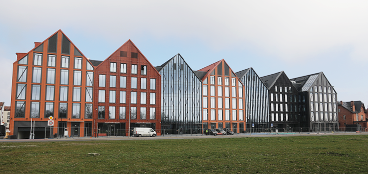 Porto Vista potrzebuje dodatkowych milionów? Biurowiec stoi, trwają poszukiwania najemców