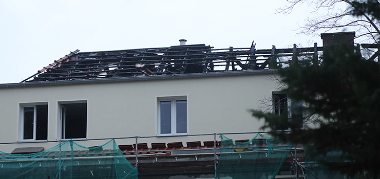 Zobacz, jak wygl�da budynek Szpitala Miejskiego po po�arze. Prezydent: Poradnie dzia�aj� bez zak��ce�