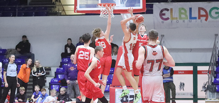 Elbasket wygra� 3 raz z rz�du! Walka o play-off - zobacz zdj�cia 