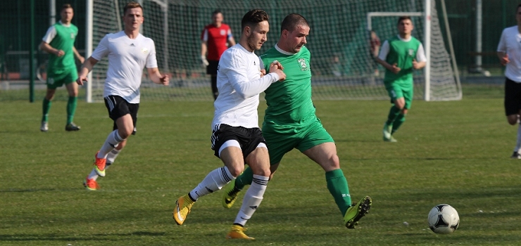 Pewne zwycięstwo Żuław z Deltą (fotorelacja) i remis Czarnych Przemysław