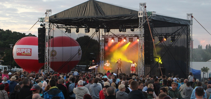 Tysice fanw na Festiwalu Disco Polo w Krynicy Morskiej (zobacz zdjcia)