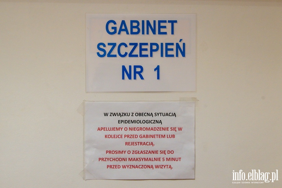 W Szpitalu Miejskim odbyy si pierwsze szczepienia przeciwko COVID-19, fot. 4