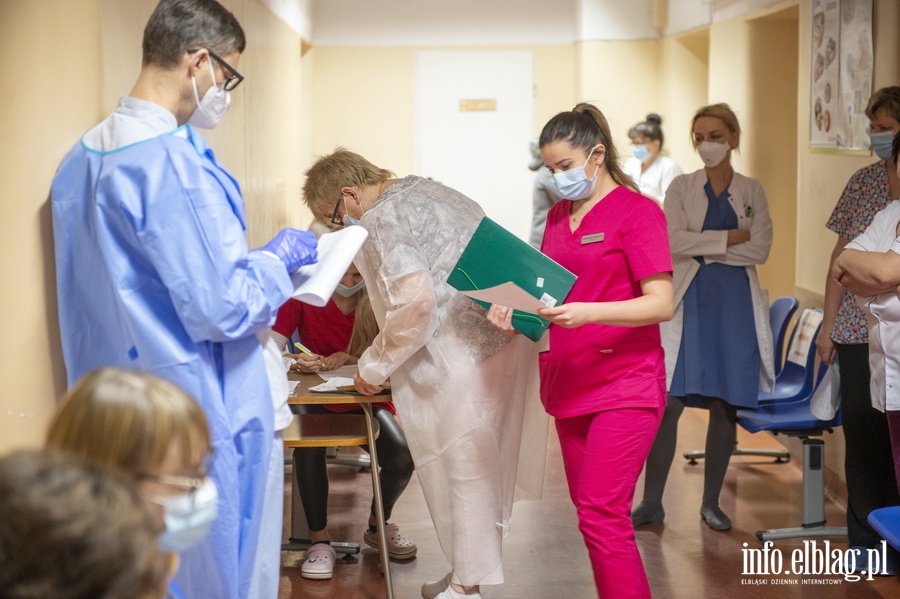 Druga tura szczepie personelu medycznego przy Elblskim Szpitalu Specjalistycznym , fot. 31