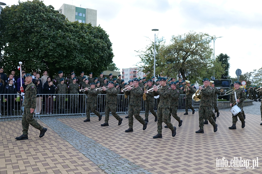 Sztandar dla 16. Puku Logistycznego, fot. 7