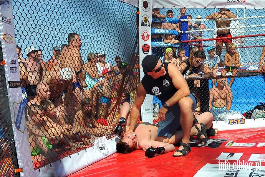 Drugi dzie Mistrzostw Krajw Nadbatyckich w MMA na play w Krynicy Morskiaj, fot. 52