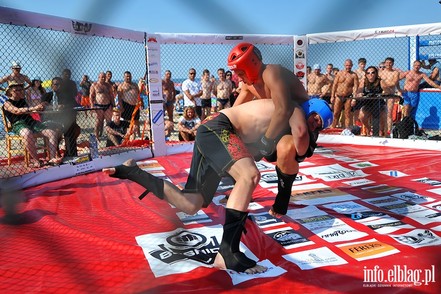 Drugi dzie Mistrzostw Krajw Nadbatyckich w MMA na play w Krynicy Morskiaj, fot. 111