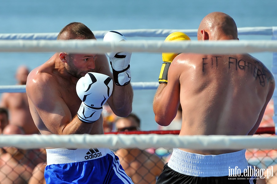Drugi dzie Mistrzostw Krajw Nadbatyckich w MMA na play w Krynicy Morskiaj, fot. 123