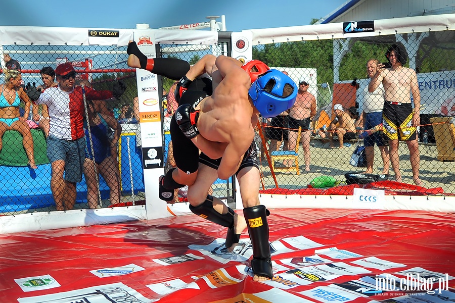 Drugi dzie Mistrzostw Krajw Nadbatyckich w MMA na play w Krynicy Morskiaj, fot. 133