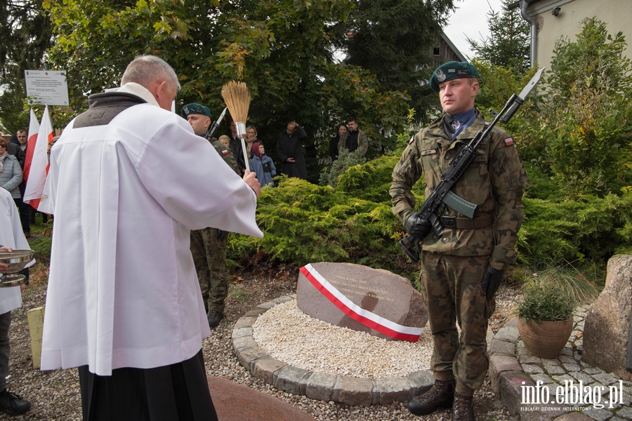 Pogrodzie, cze: Odsonicie kamienia pamitkowego i tablic, fot. 8