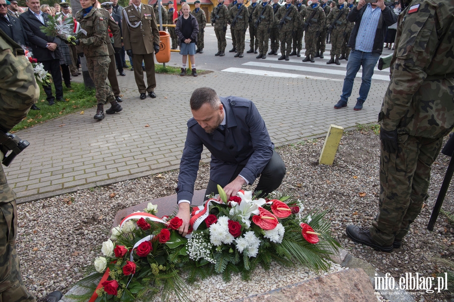 Pogrodzie, cze: Odsonicie kamienia pamitkowego i tablic, fot. 9