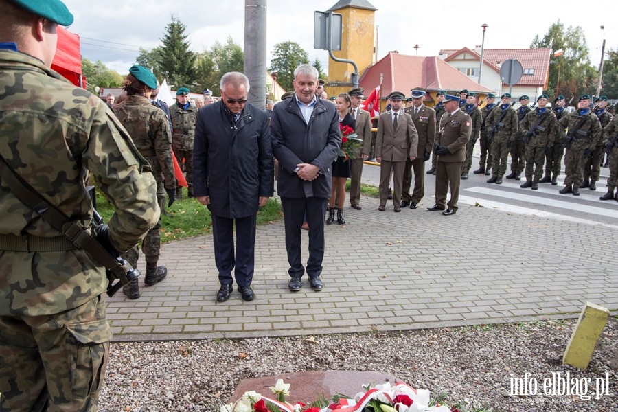 Pogrodzie, cze: Odsonicie kamienia pamitkowego i tablic, fot. 11