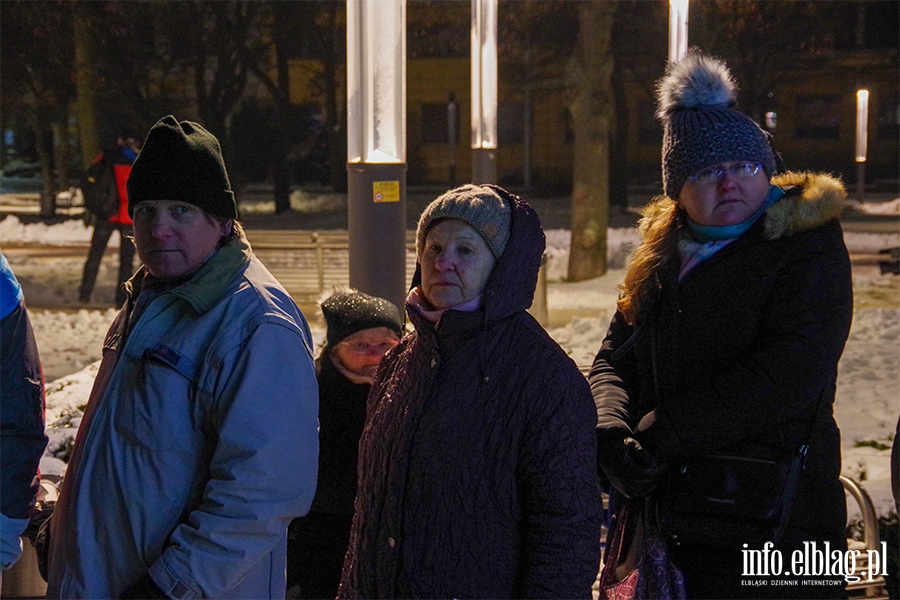 Elblg: Wigilia dla potrzebujcych. witecznie na Placu Dworcowym, fot. 18