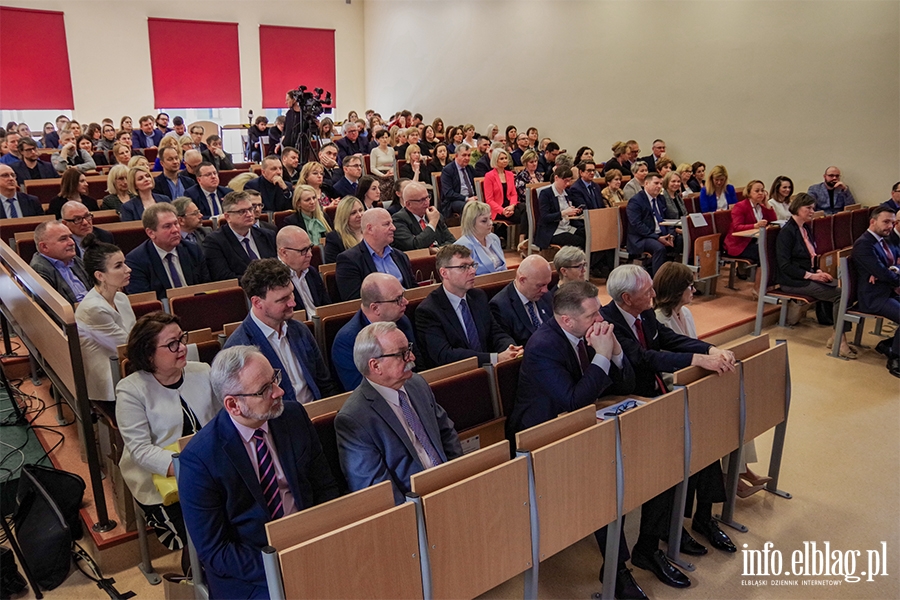  Adam Niedzielski i Przemysaw Czarnek podczas Konferencji Elblg Public Health AMiSNS, fot. 54