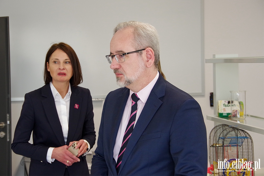  Adam Niedzielski i Przemysaw Czarnek podczas Konferencji Elblg Public Health AMiSNS, fot. 63