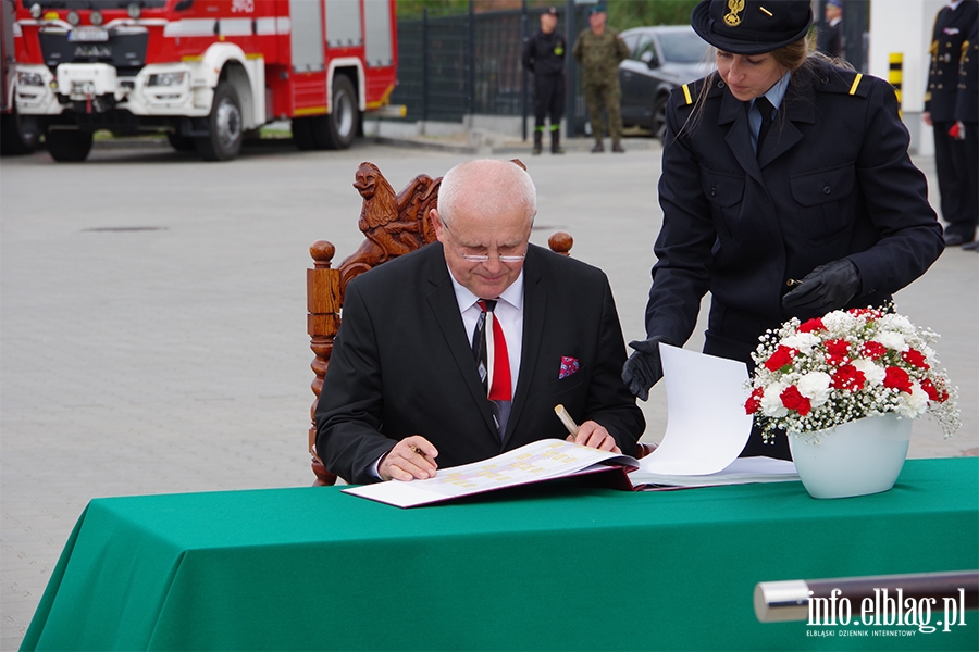 Przekazanie sztandaru i uroczyste otwarcie nowej Komendy Stray Poarnej w Elblgu, fot. 93