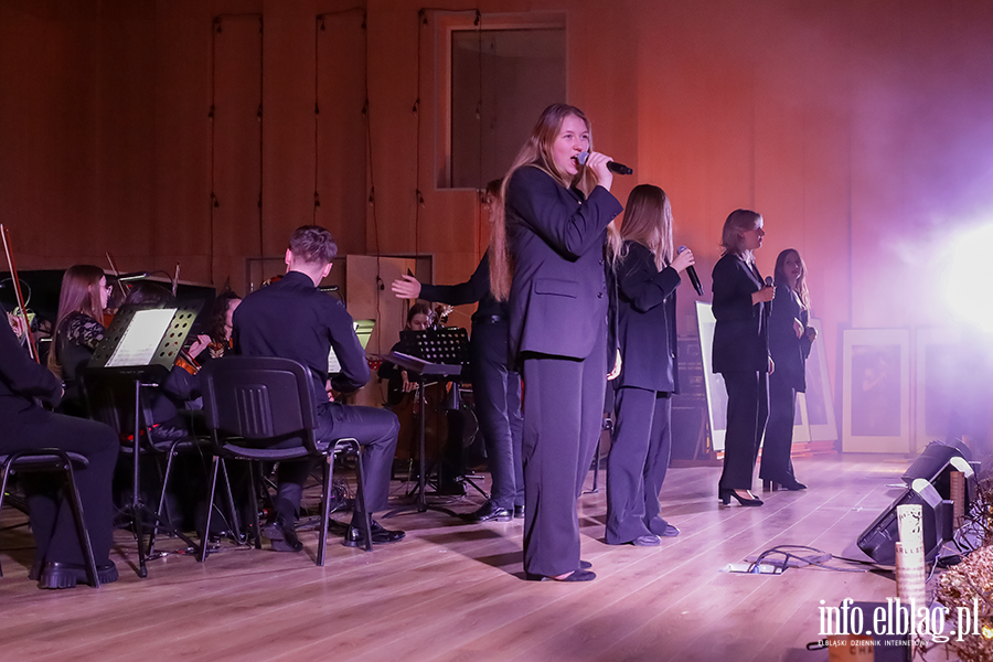 Koncert Walentynkowy w Szkole Muzycznej, fot. 6