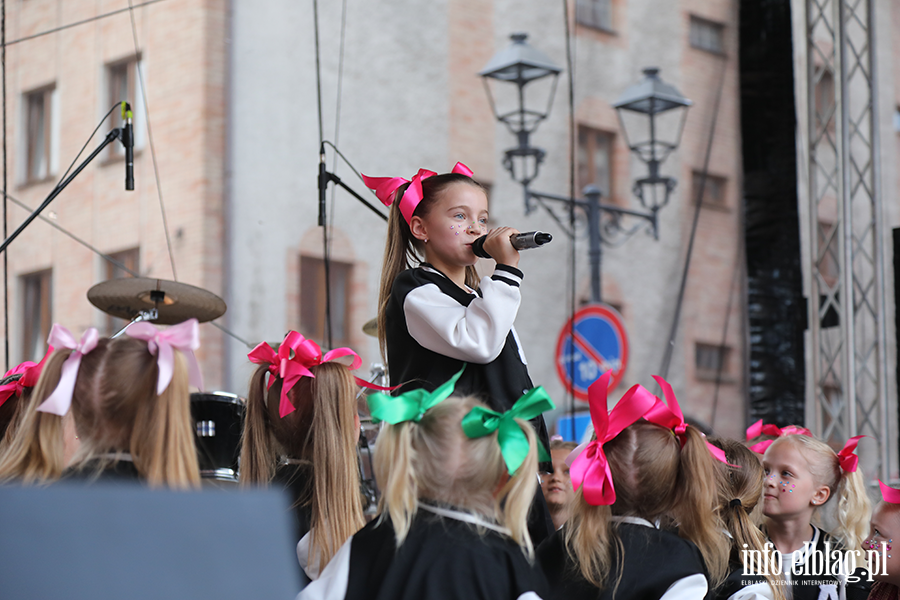 Festyn na fina Tygodnia Osb Niepenosprawnych. Wystpia Marta Gauszewska, fot. 55