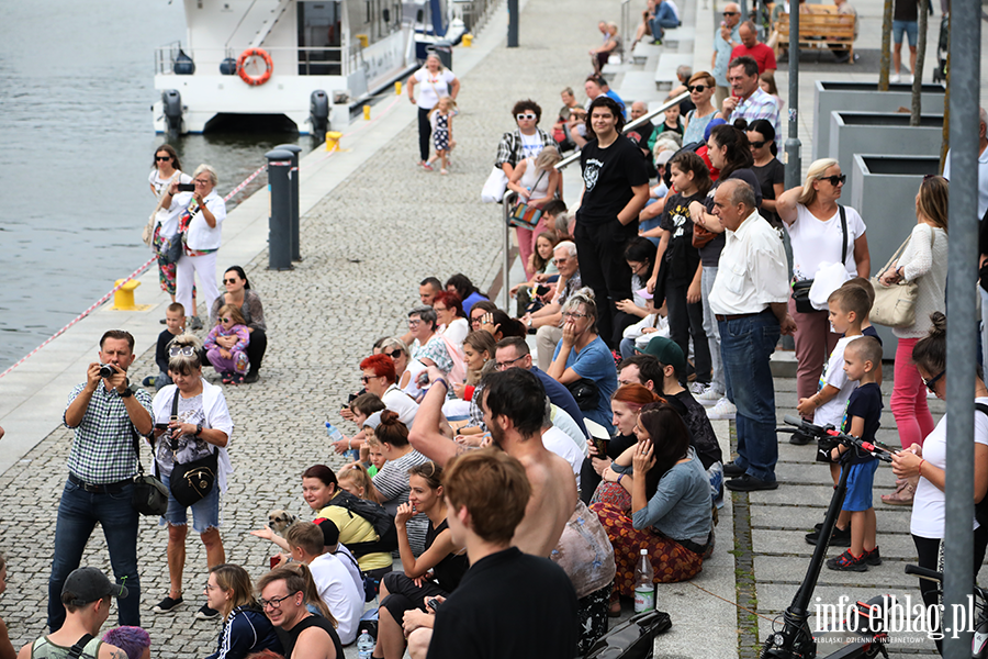 Festiwal Enklawa - akrobacje na linie, fot. 38