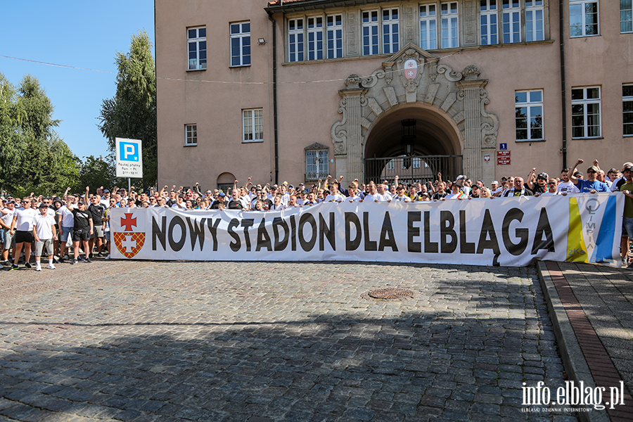 Manifestacja kibicw przed Ratuszem oraz Atrakcje dla dzieci w Parku Planty, fot. 9