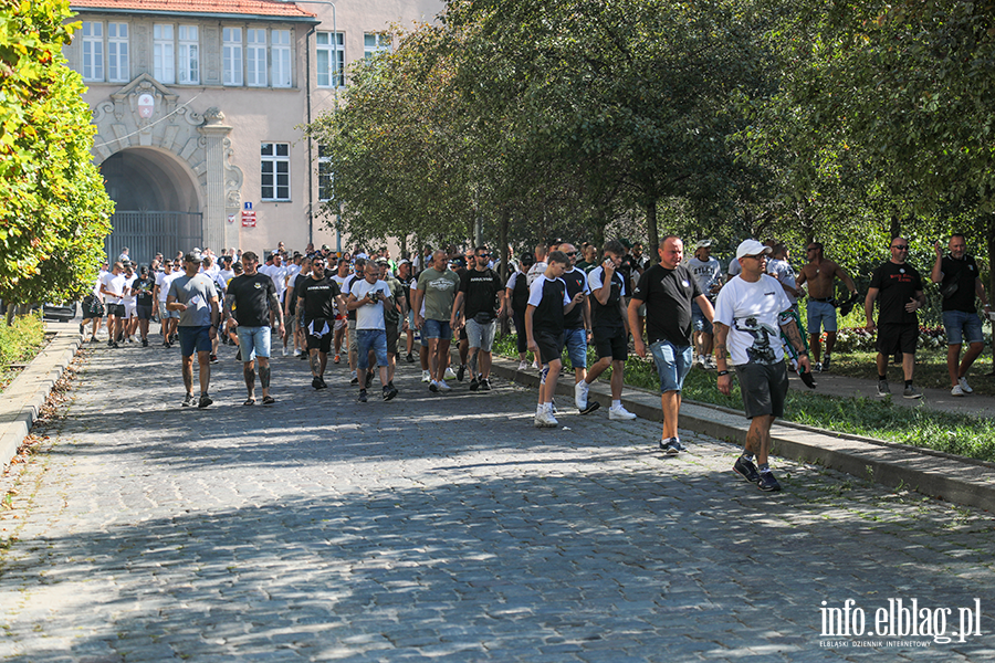 Manifestacja kibicw przed Ratuszem oraz Atrakcje dla dzieci w Parku Planty, fot. 49