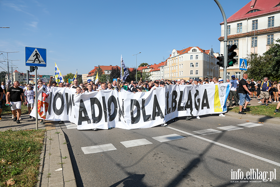 Manifestacja kibicw przed Ratuszem oraz Atrakcje dla dzieci w Parku Planty, fot. 56