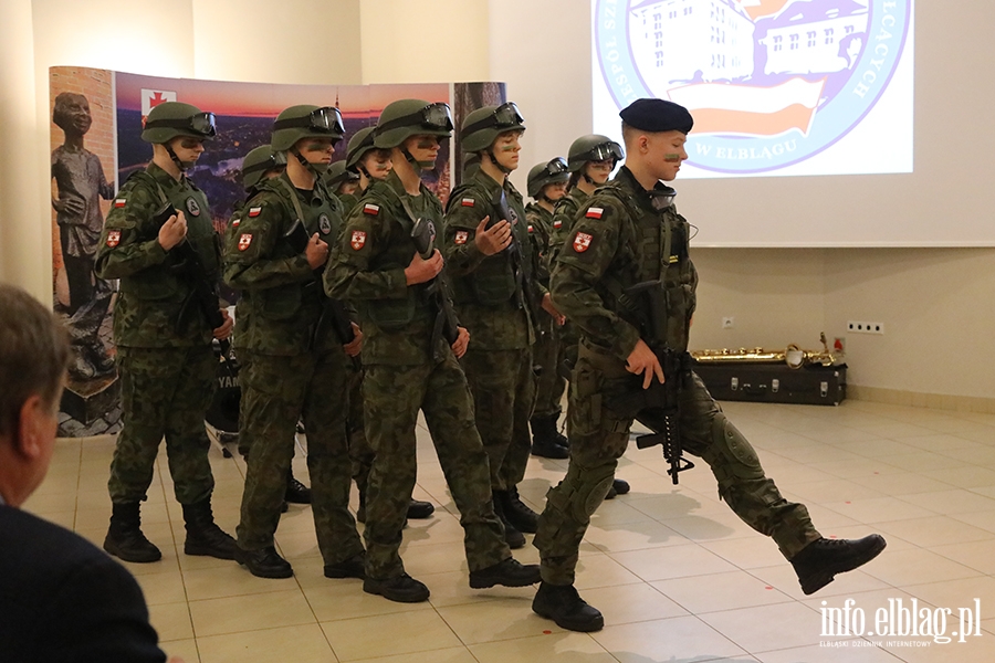 lubowanie uczniw Technikum im. Flagi Polski, fot. 50