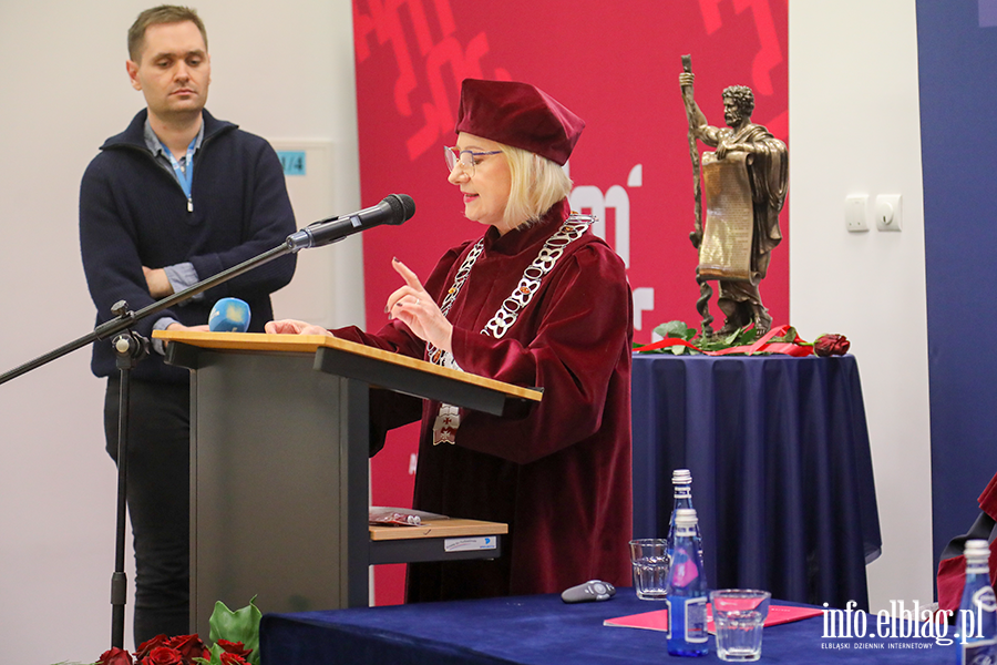 Uroczysto w Akademii Medycznych i Spoecznych Nauk Stosowanych, fot. 40