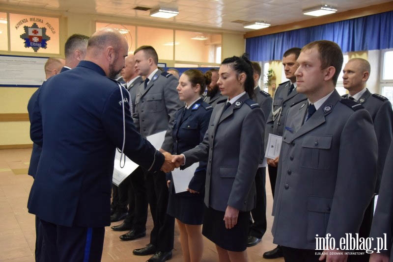 Uroczysto w Komendzie Miejskiej Policji w Elblgu, fot. 25