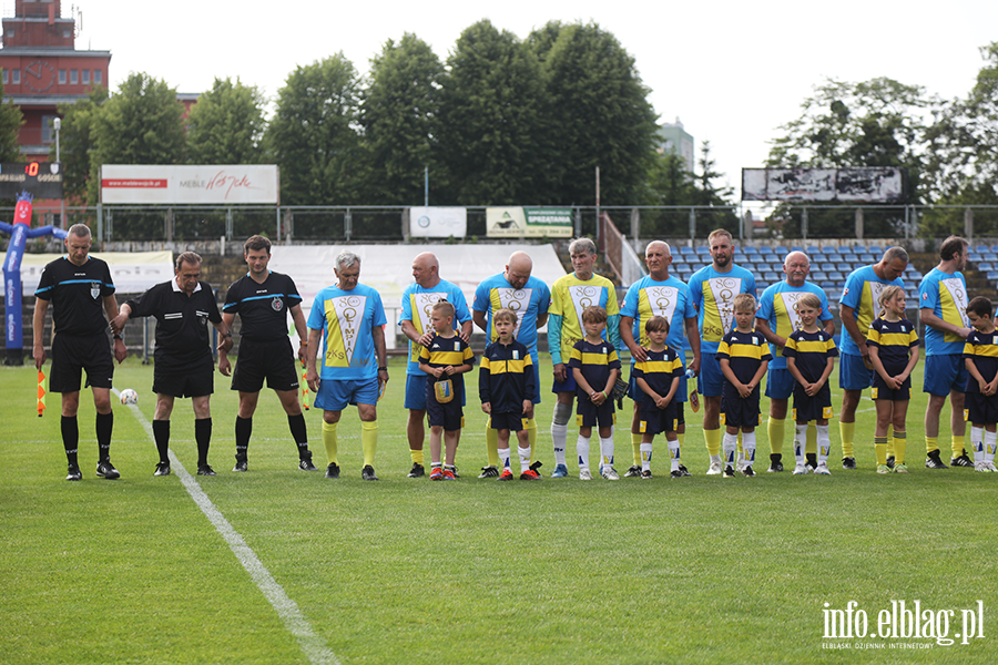 Wyj�tkowy mecz. Oldboje Olimpii zagrali z reprezentantami Polski, fot. 12