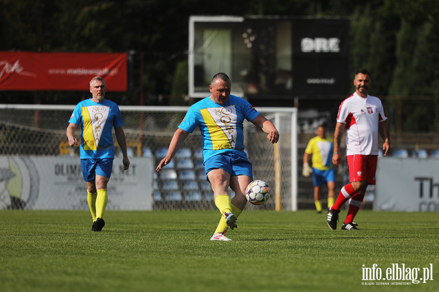 Wyj�tkowy mecz. Oldboje Olimpii zagrali z reprezentantami Polski, fot. 76