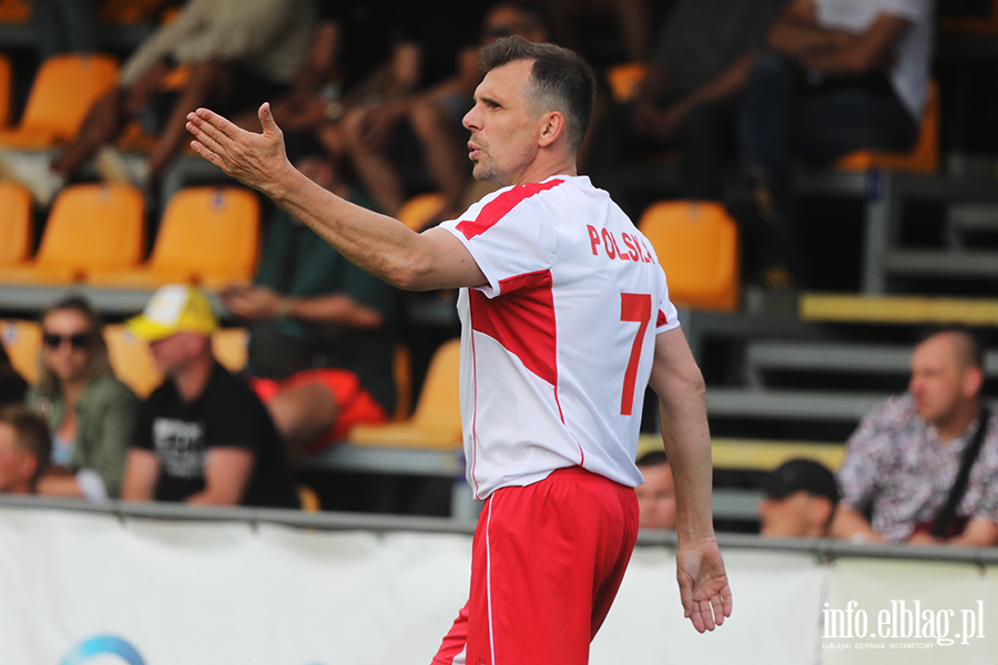 Wyj�tkowy mecz. Oldboje Olimpii zagrali z reprezentantami Polski, fot. 100