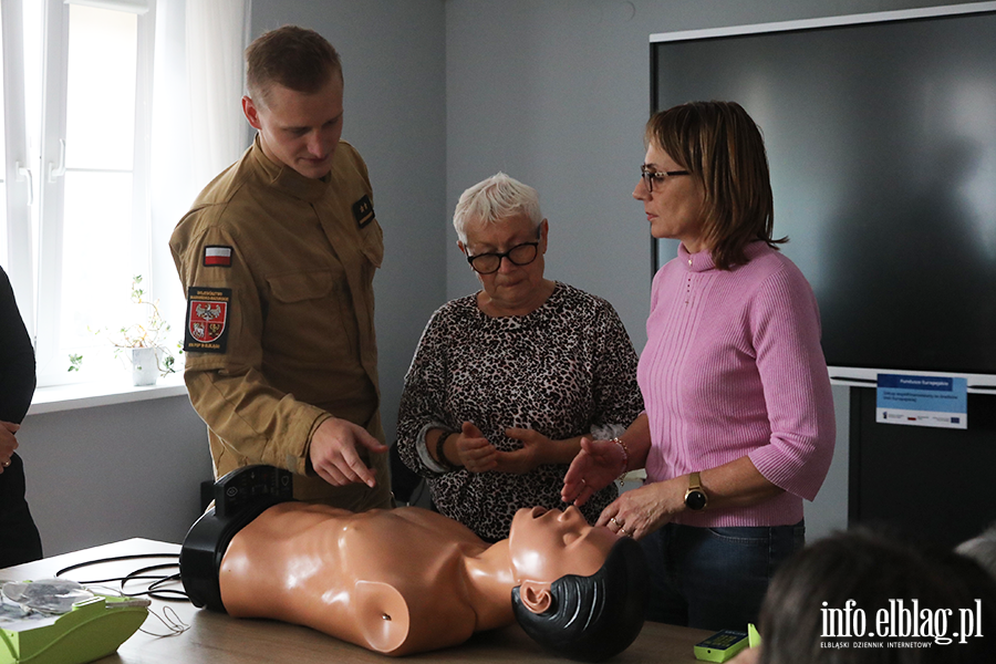 zaj�cia pierszwej pomoc dla senior�w, fot. 19