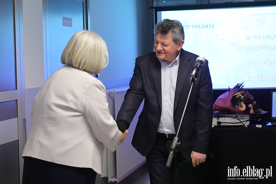 WSZ otworzy� zmodernizowane oddzia�y, fot. 14