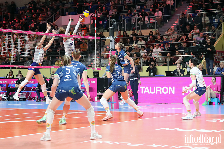 Drugi fina� Elbl�ga, trzeci triumf �odzianek, fot. 110