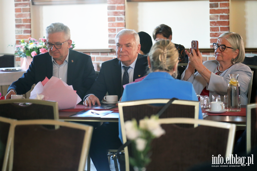 32.Okr�gowy zjazd piel�gniarek i po�o�nych w Elbl�gu, fot. 8