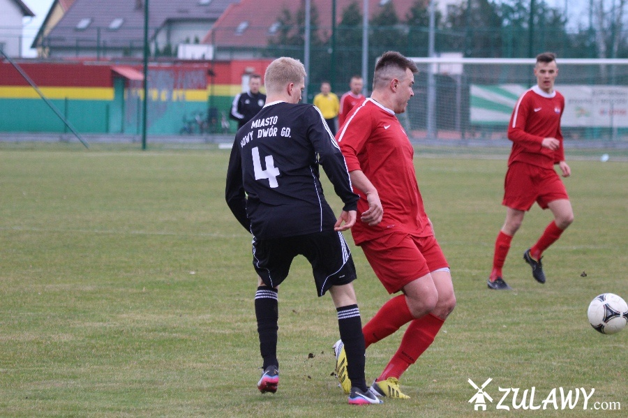 uawy Nowy Dwr Gdaski - Gryf 2009 Tczew 2:0 (1:0), fot. 14