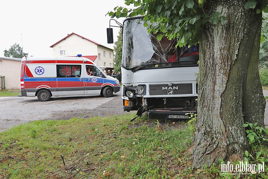 Cieplice wypadek szkolnego autobusu., fot. 7