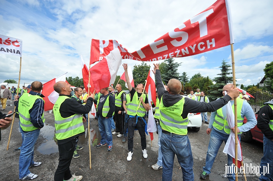 Blokada drogi krajowej nr 7 w Kiezmarku. Protest rybakw, fot. 8
