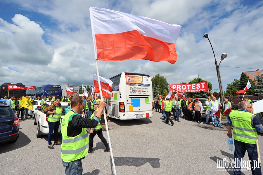 Blokada drogi krajowej nr 7 w Kiezmarku. Protest rybakw, fot. 13