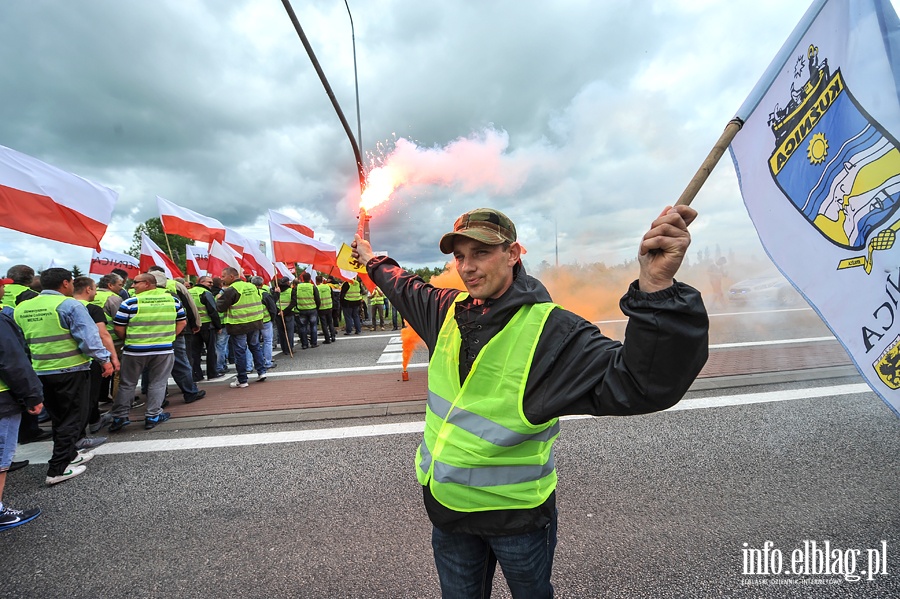 Blokada drogi krajowej nr 7 w Kiezmarku. Protest rybakw, fot. 26