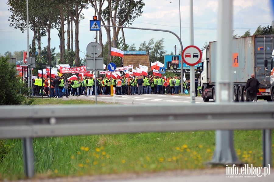 Blokada drogi krajowej nr 7 w Kiezmarku. Protest rybakw, fot. 44